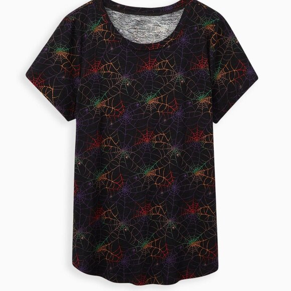 Plus Size 2X or 4X TORRID Black Spiderwebs Spider T-shirt top NEW - Picture 1 of 3